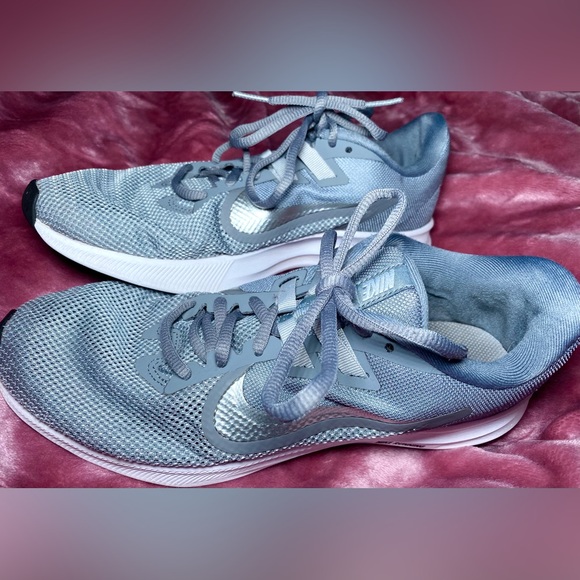 Nike Downshifter, Women’s Grey White Running Shoes, AR4947-001, 9 - Picture 1 of 5